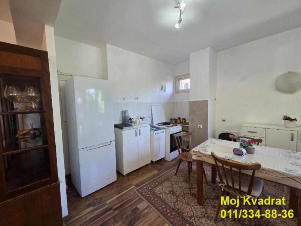 Slika 3 - Dvoiposoban stan za izdavanje, 55m2, 500€