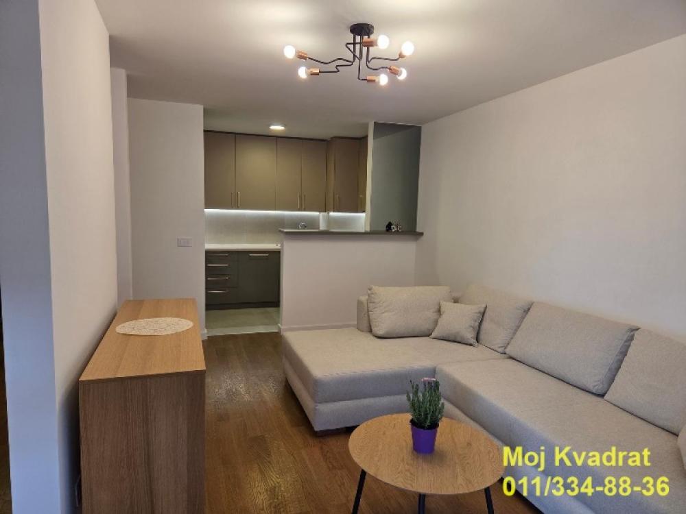 Slika 1 - Dvosoban stan za izdavanje, 66m2, 750€