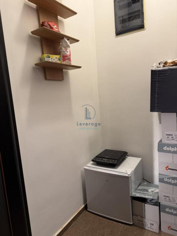 Slika 4 - Dimitrija Tucovića,  Lokal za izdavanje, 15m2, 250€