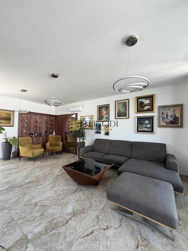 Slika 1 - Petosoban stan na prodaju, 145m2, 390.000€