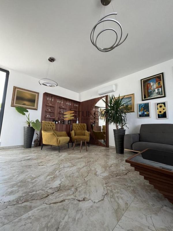 Slika 3 - Petosoban stan na prodaju, 145m2, 390.000€