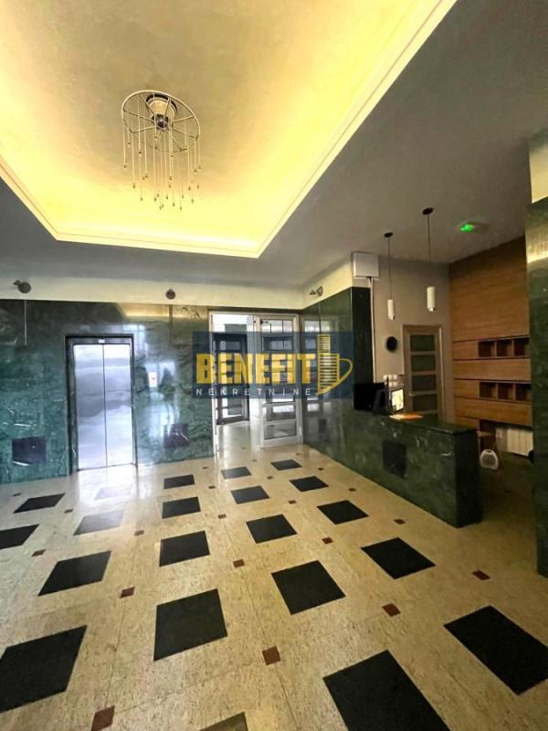 Glavna slika -Petosoban stan za izdavanje, 550m2, 4.000€