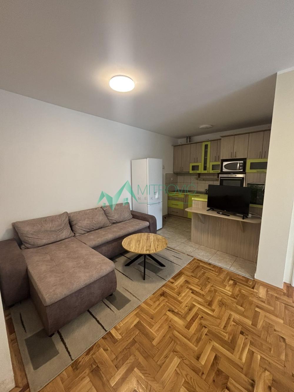 Glavna slika -Dvoiposoban stan za izdavanje, 48m2, 400€