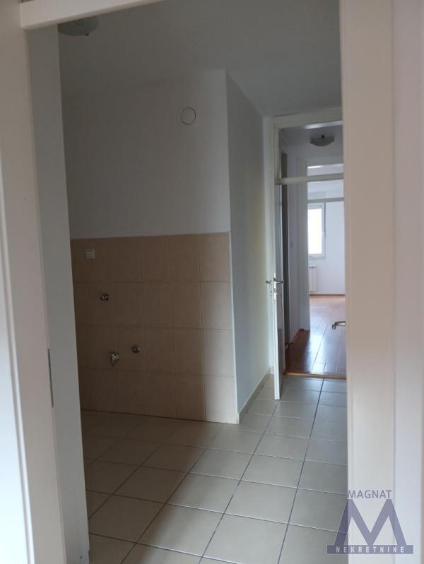 Slika 10 - Petosoban stan za izdavanje, 900€