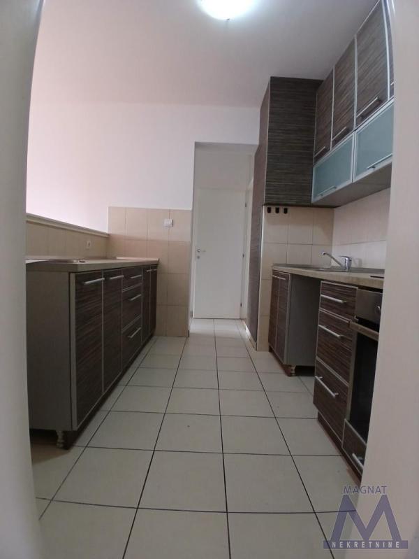 Slika 9 - Petosoban stan za izdavanje, 900€