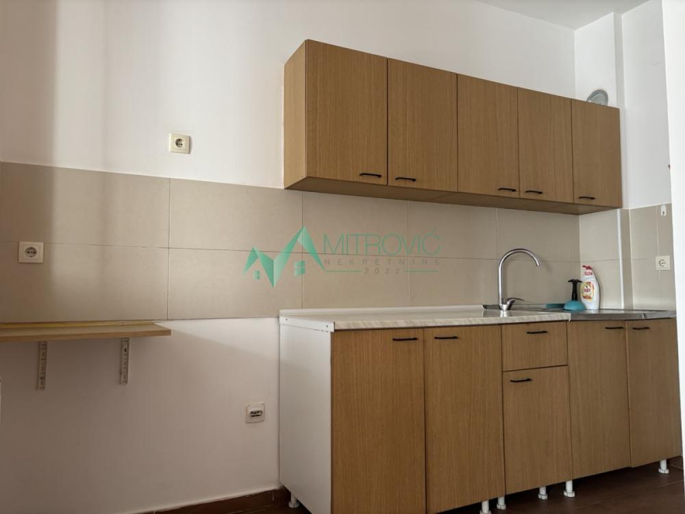 Glavna slika -Dvosoban stan za izdavanje, 52m2, 300€