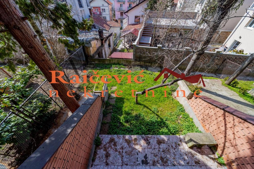 Slika 5 - Milovana Jankovica,  Kuća na prodaju, 273m2, 430.000€