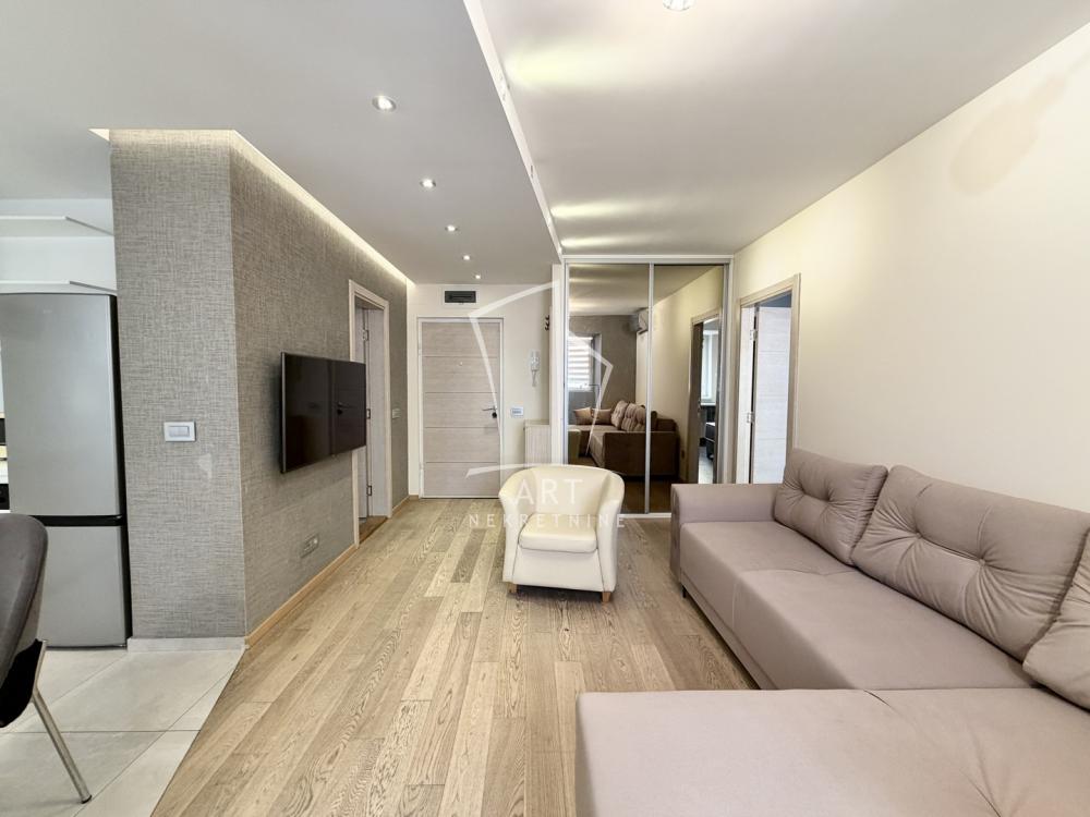 Slika 2 - Antifašističke borbe, Jednoiposoban stan za izdavanje, 41m2, 600€