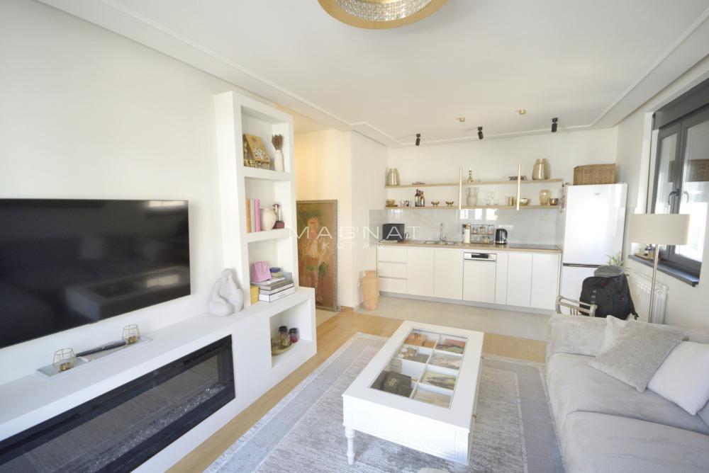 Slika 1 - Kralja Bodina, Jednoiposoban stan na prodaju, 43m2, 199.500€