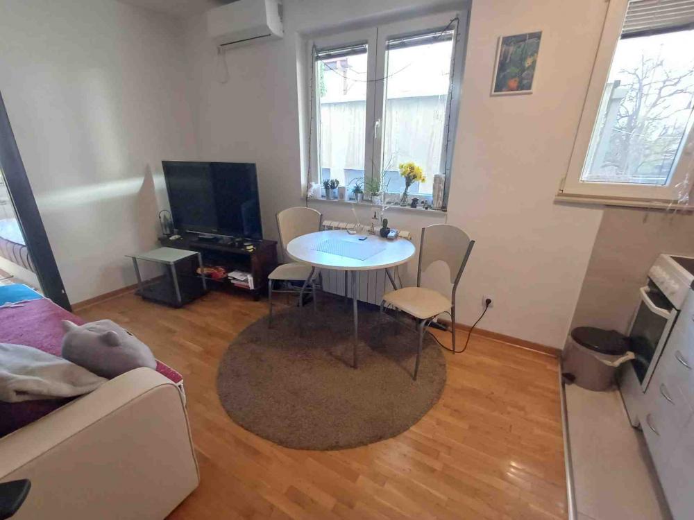 Slika 2 - Marka Oreškovića, Jednoiposoban stan za izdavanje, 30m2, 450€