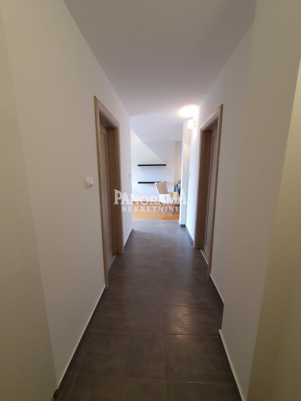 Slika 9 - Jelene Ćetković, Trosoban stan na prodaju, 58m2, 285.000€