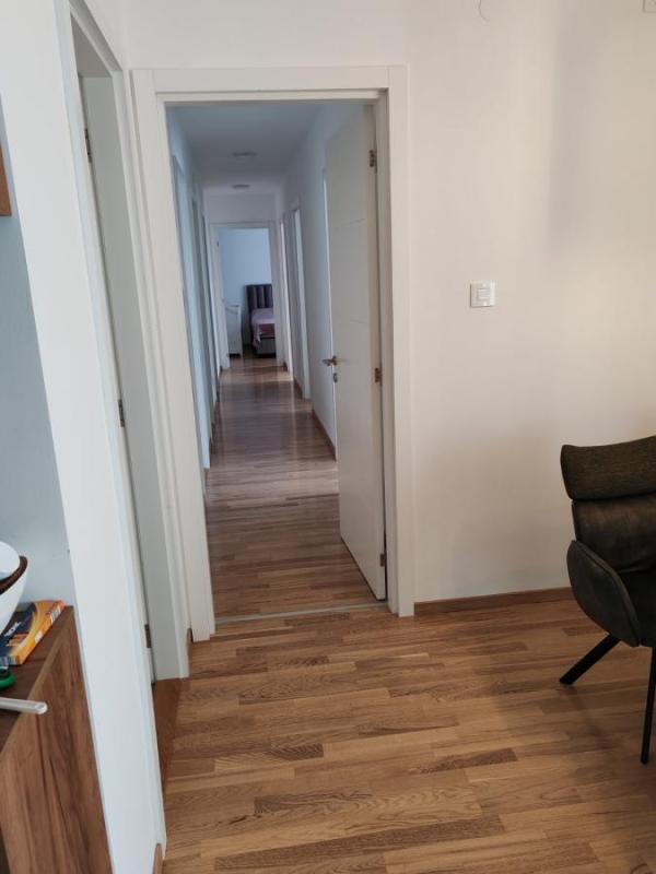 Slika 9 - Petosoban stan na prodaju, 107m2, 239.500€