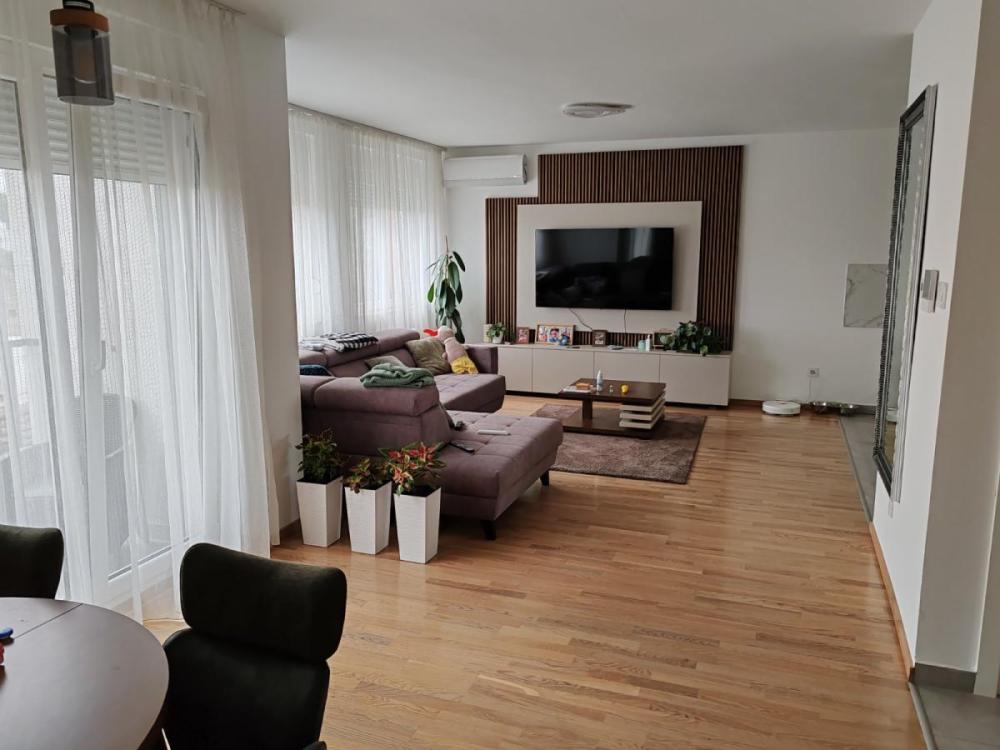 Slika 2 - Petosoban stan na prodaju, 107m2, 239.500€