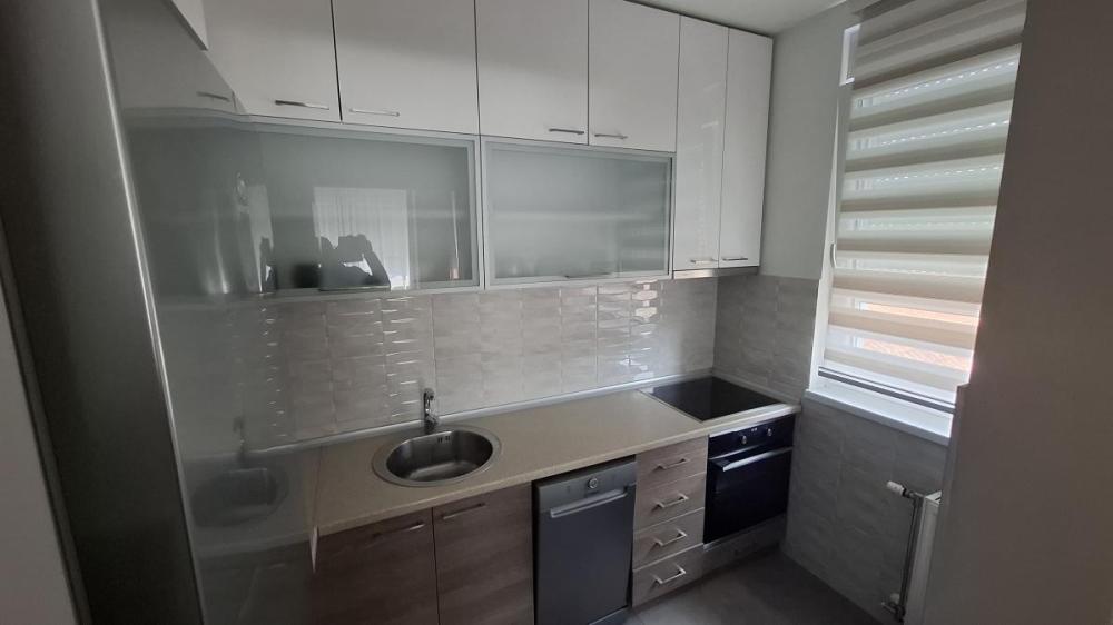 Slika 4 - Trosoban stan za izdavanje, 70m2, 700€