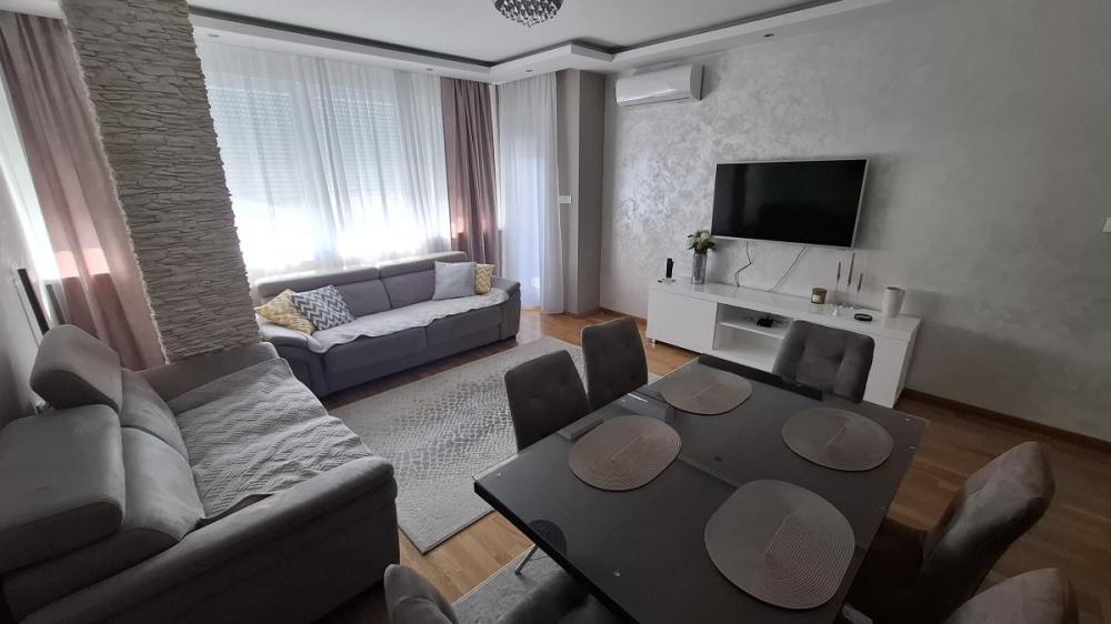 Slika 1 - Trosoban stan za izdavanje, 70m2, 700€