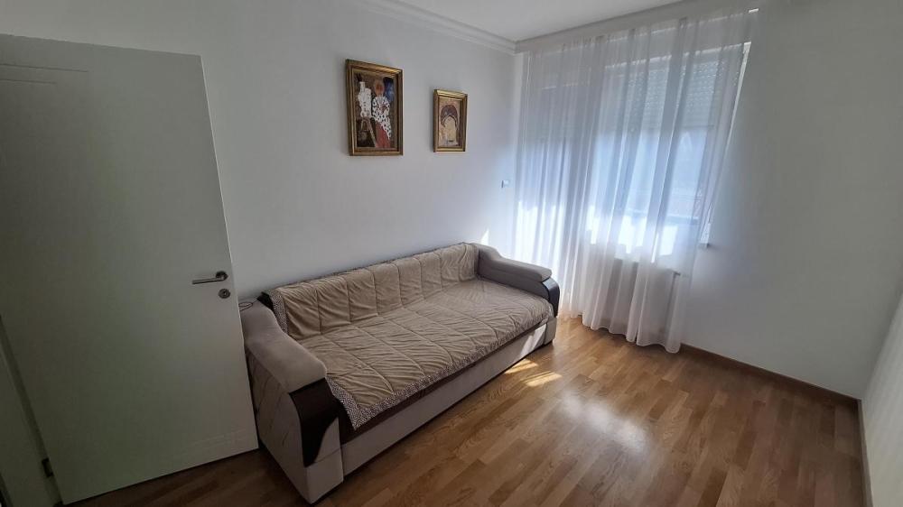 Slika 11 - Trosoban stan za izdavanje, 70m2, 700€