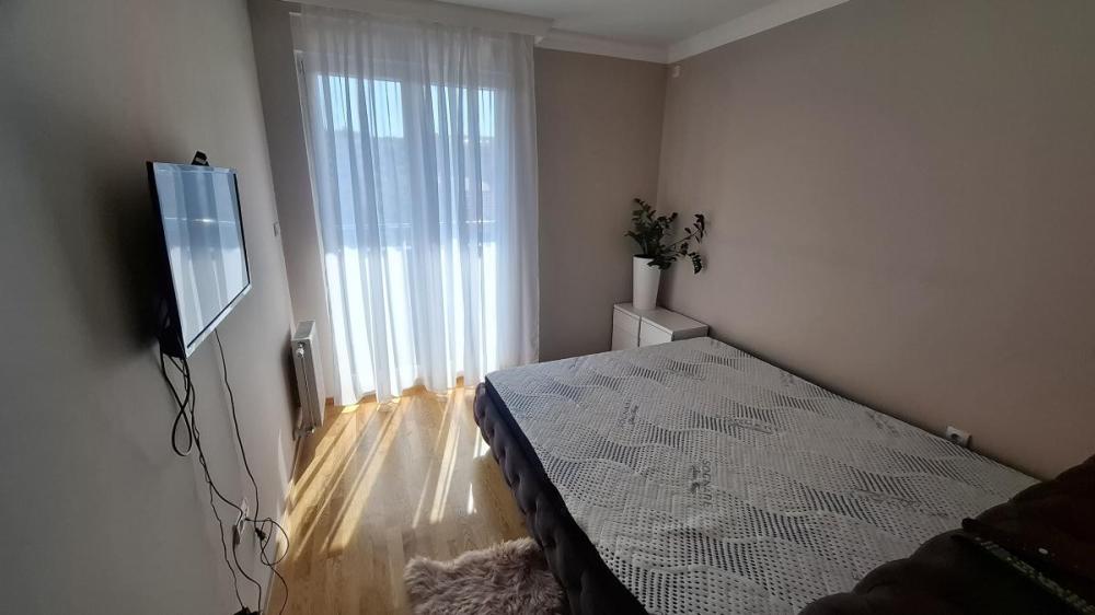 Slika 8 - Trosoban stan za izdavanje, 70m2, 700€