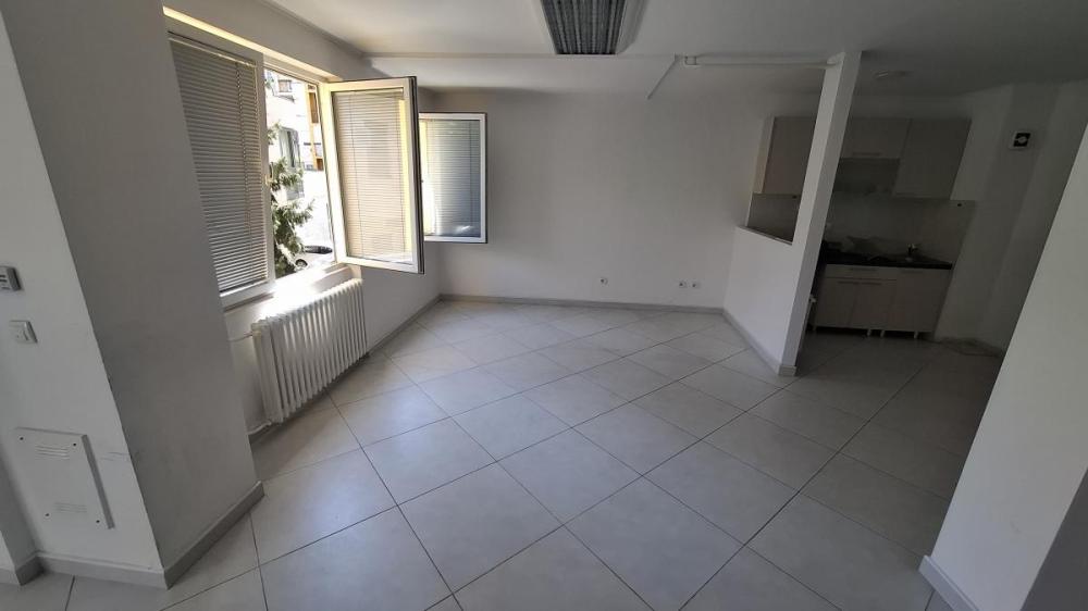 Slika 4 -  Lokal za izdavanje, 70m2, 450€