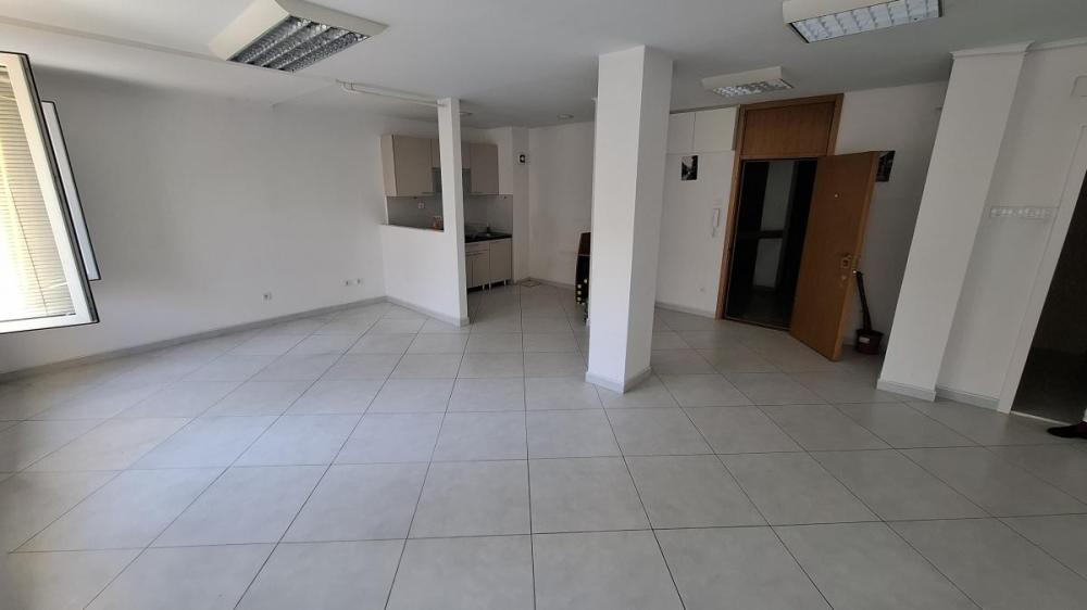 Slika 3 -  Lokal za izdavanje, 70m2, 450€