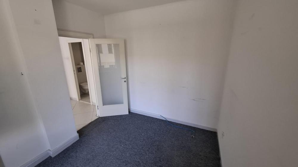 Slika 8 -  Lokal za izdavanje, 70m2, 450€