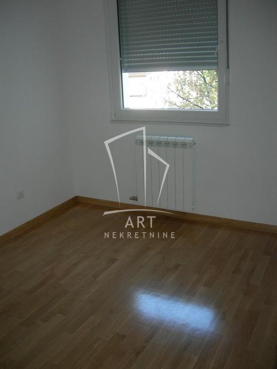 Slika 1 - Gospodara Vučića, Trosoban stan za izdavanje, 87m2, 850€