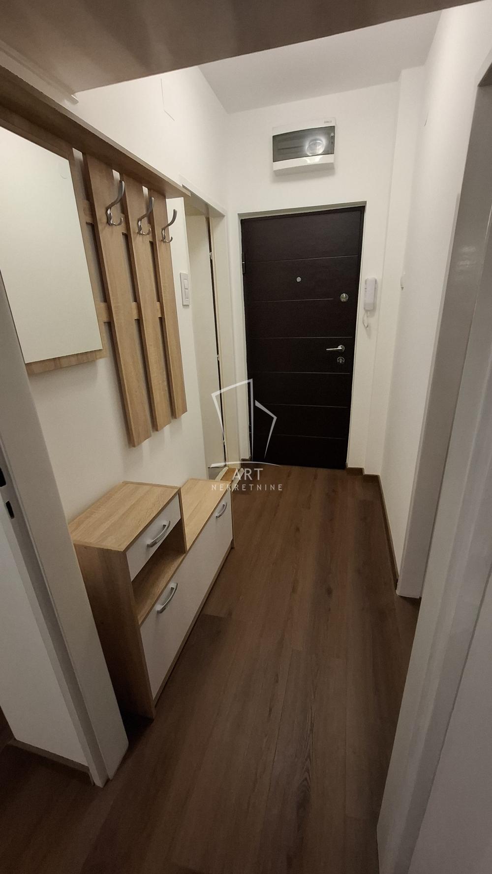 Slika 6 - Karađorđev Trg, Jednosoban stan za izdavanje, 34m2, 490€