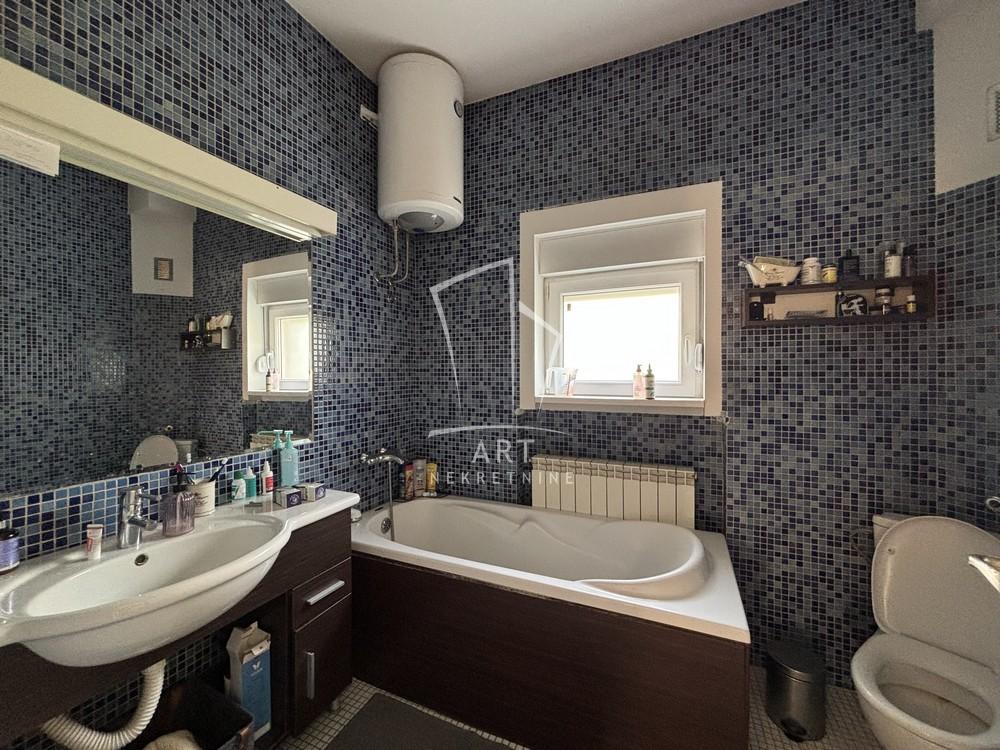 Slika 10 - Kralja Petra, Troiposoban stan za izdavanje, 103m2, 1.900€