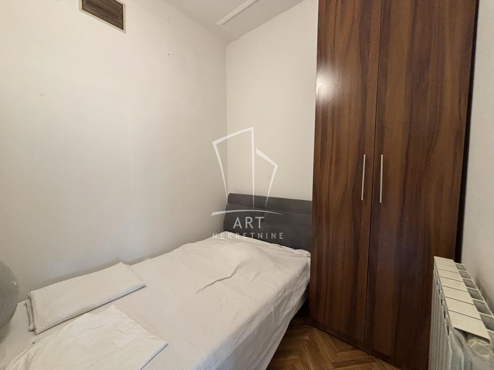 Slika 9 - Kralja Petra, Troiposoban stan za izdavanje, 103m2, 1.900€