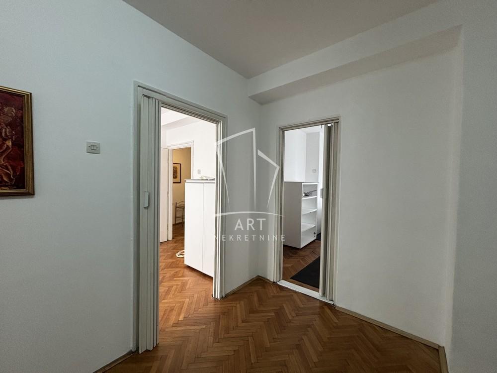 Slika 3 - Topličin Venac,  Lokal za izdavanje, 47m2, 750€