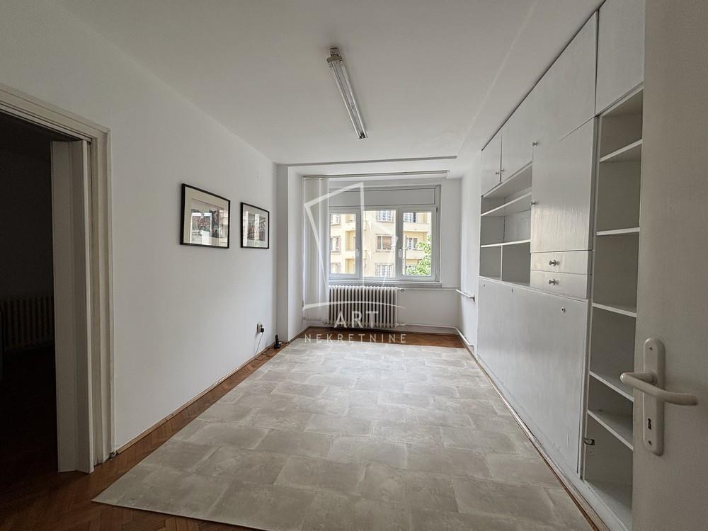 Glavna slika -Topličin Venac,  Lokal za izdavanje, 47m2, 750€