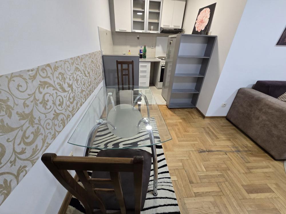 Slika 2 - Marka Oreškovića, Dvosoban stan za izdavanje, 40m2, 500€