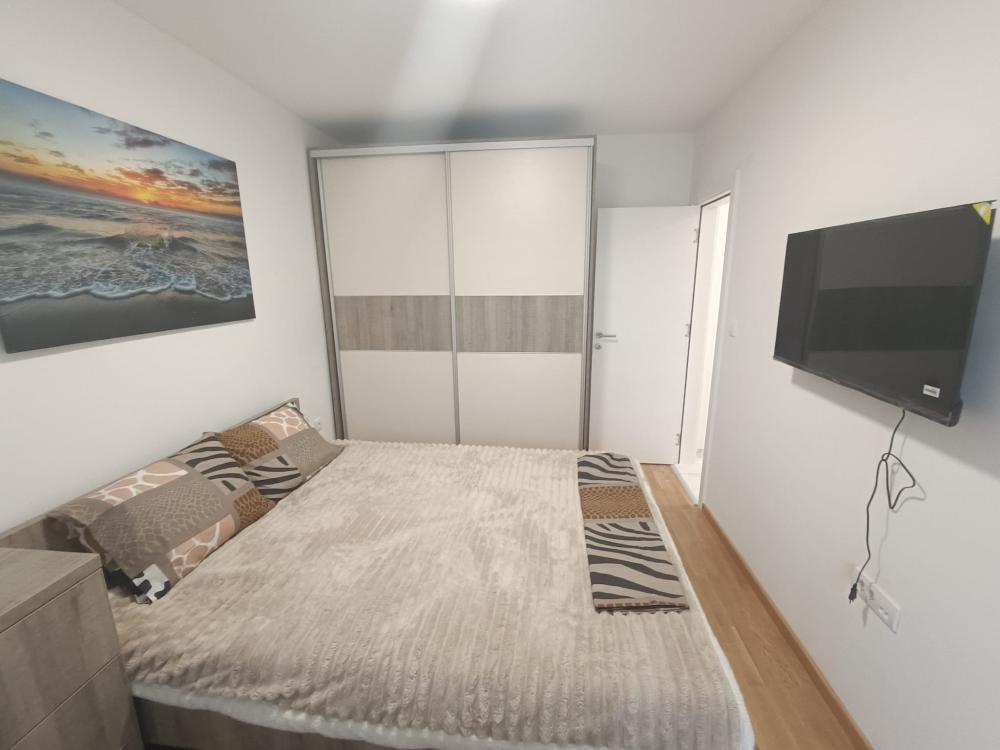 Slika 1 - Dušanova, Jednoiposoban stan za izdavanje, 44m2, 550€