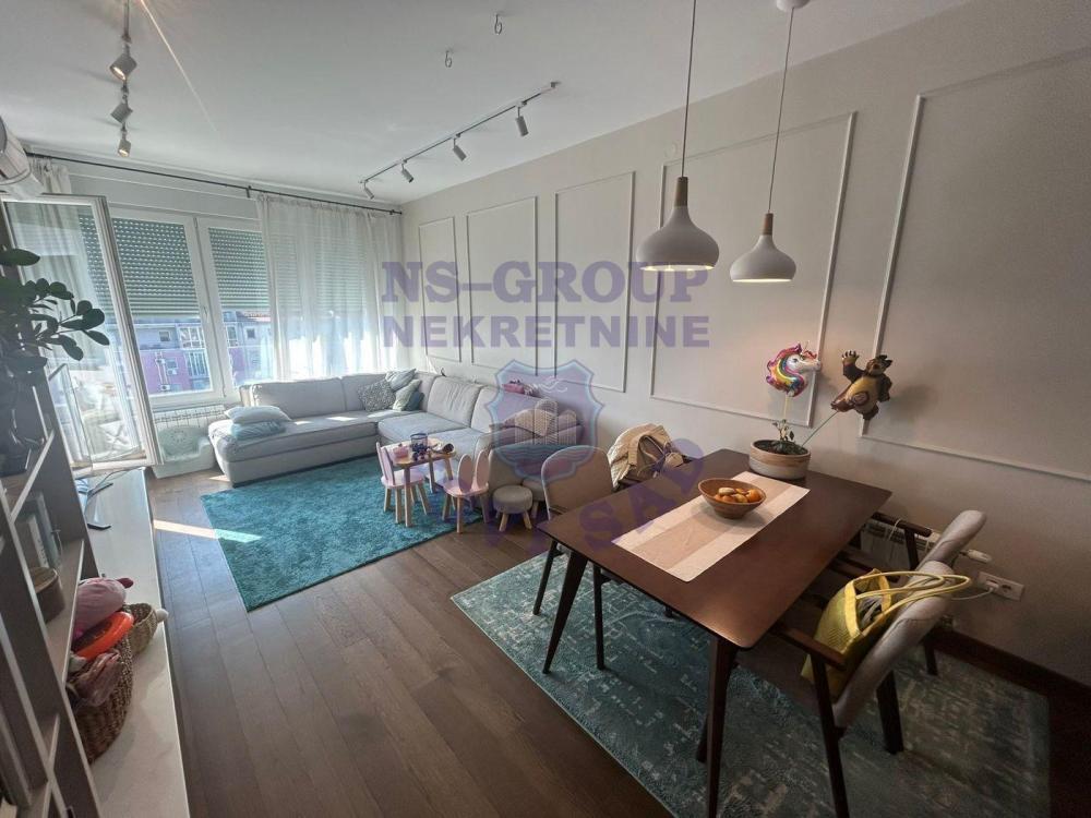 Glavna slika -Trosoban stan na prodaju, 67m2, 227.730€