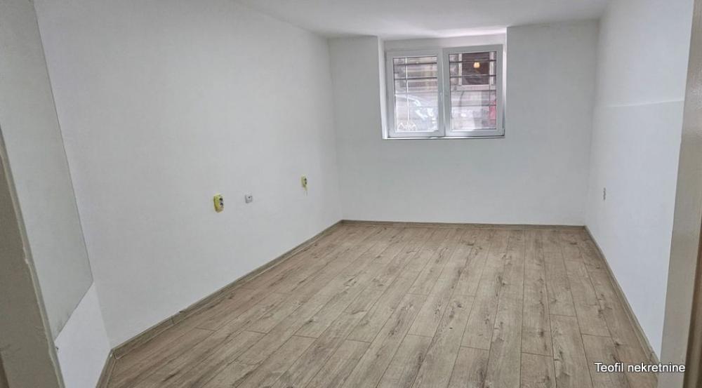 Slika 2 - Krunska, Trosoban stan na prodaju, 60m2, 180.000€