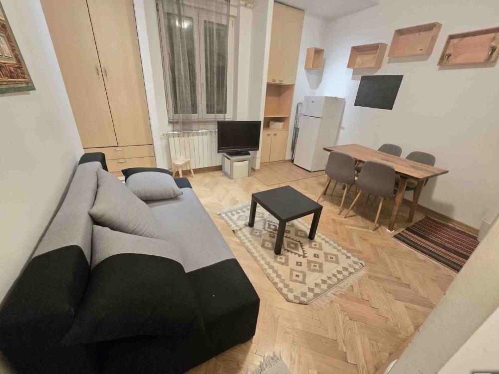 Slika 1 - Njegoševa, Jednosoban stan za izdavanje, 25m2, 400€
