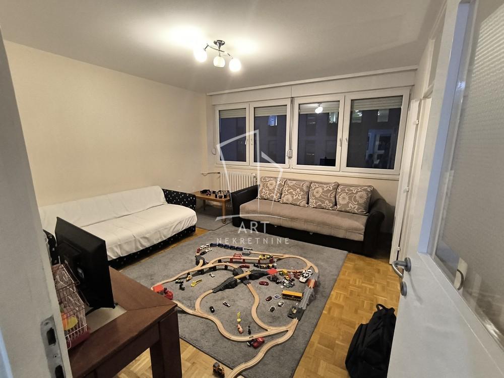 Glavna slika -Bulevar Zorana Đinđića, Trosoban stan za izdavanje, 67m2, 650€