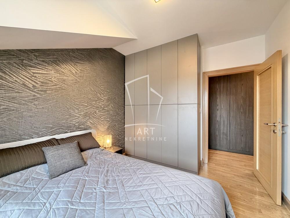 Slika 8 - Lazara Tasića, Četvorosoban stan na prodaju, 99m2, 412.000€