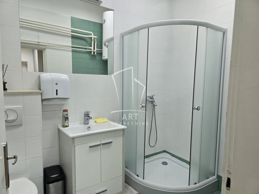 Slika 6 - Patrijarha Gavrila,  Lokal za izdavanje, 50m2, 750€