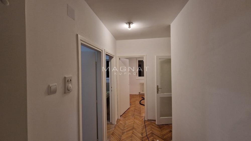 Slika 1 - Ratka Mitrovića, Troiposoban stan na prodaju, 91m2, 218.000€