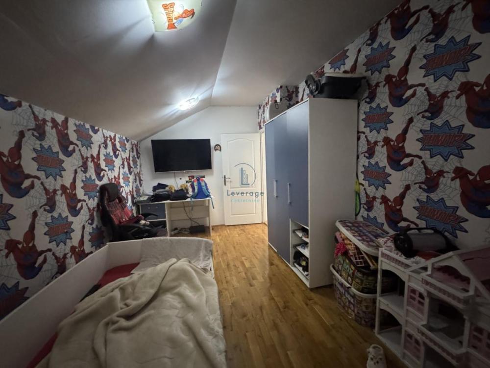 Slika 10 - Suvoborska,  Kuća za izdavanje, 180m2, 1.700€