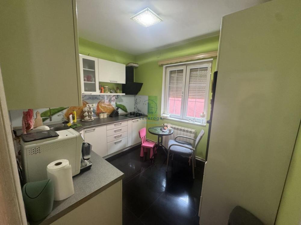 Slika 3 - Suvoborska,  Kuća za izdavanje, 180m2, 1.700€
