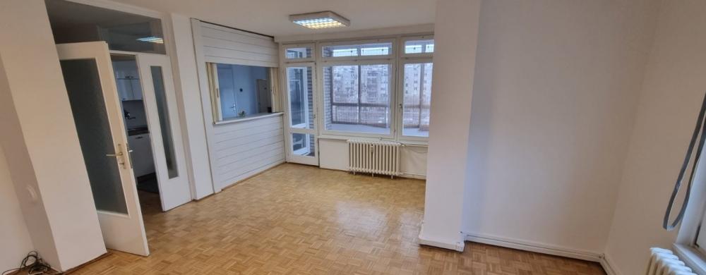 Slika 7 - Bulevar Arsenija Čarnojevića,  Lokal za izdavanje, 110m2, 1.100€