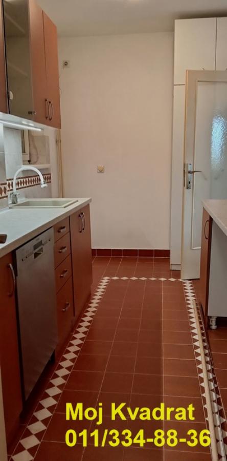 Slika 2 - Trosoban stan za izdavanje, 76m2, 1.000€
