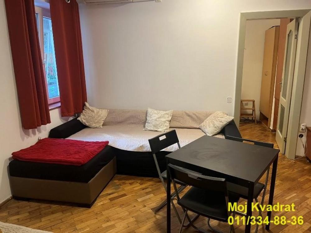 Glavna slika -Jednoiposoban stan za izdavanje, 40m2, 400€