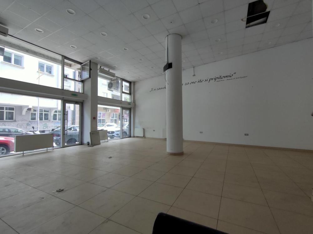 Slika 8 -  Lokal na prodaju, 229m2, 452.000€