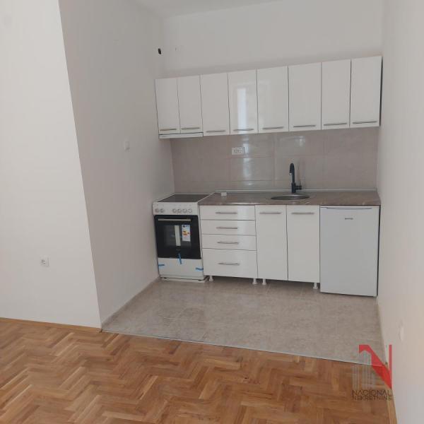 Glavna slika -ORLOVIĆA PAVLA, Jednoiposoban stan za izdavanje, 33m2, 300€