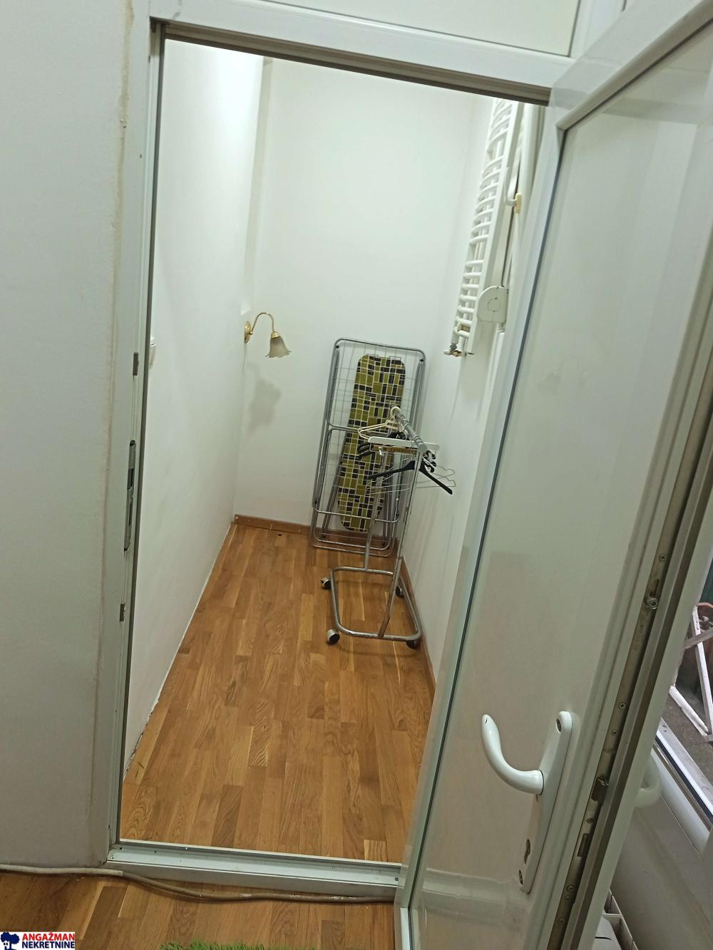 Slika 4 - Kalenićeva, Trosoban stan za izdavanje, 70m2, 850€