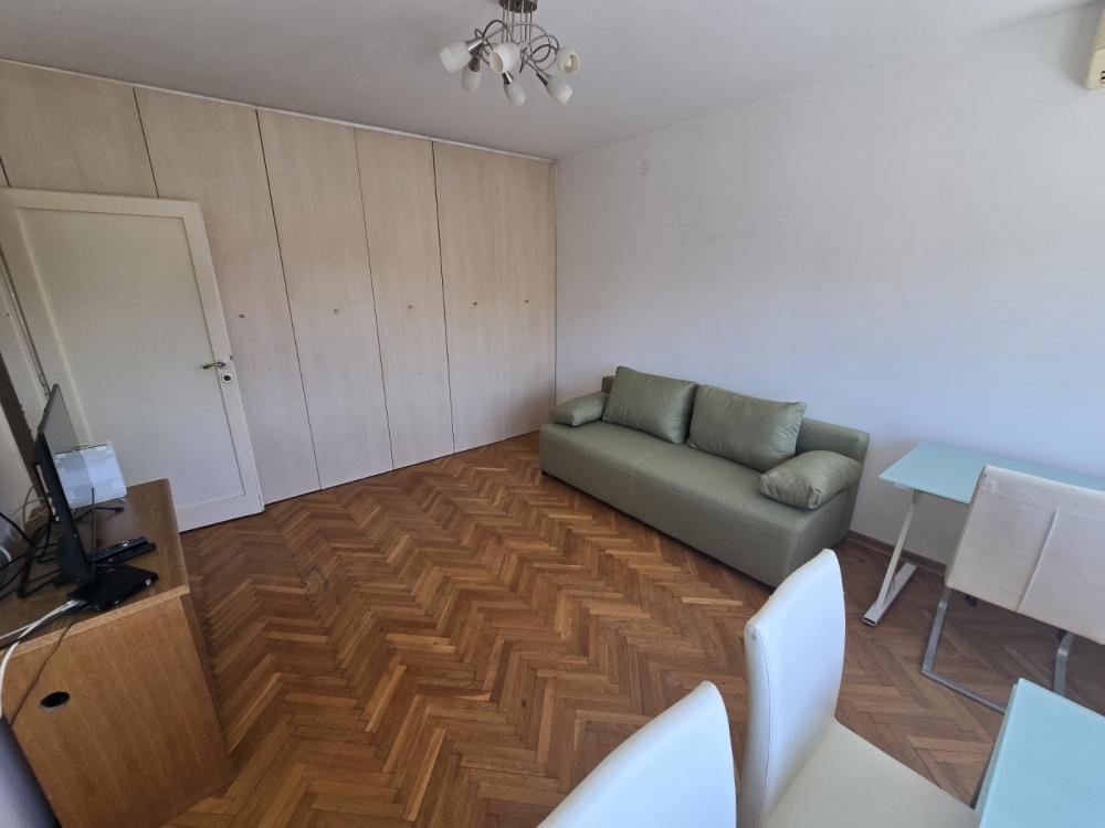Slika 3 - Radoslava Grujića, Jednoiposoban stan za izdavanje, 40m2, 550€