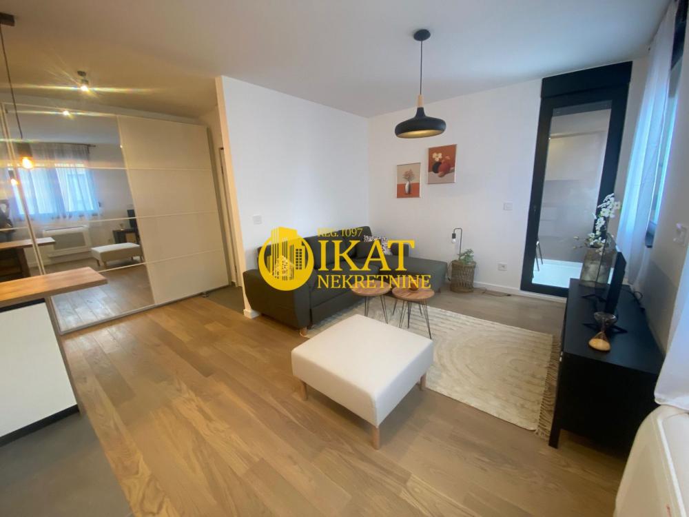 Slika 5 - Odeska, Jednoiposoban stan za izdavanje, 39m2, 500€