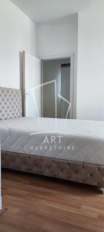 Slika 10 - Nemanjina, Trosoban stan za izdavanje, 60m2, 800€